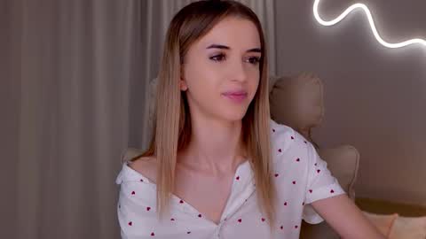 Snapshot of entya chatting on 02-08-26, 06:50 entya online show from 02-08-26, 06:50