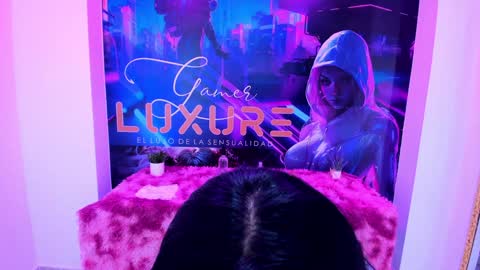 Snapshot of enyel_valmina chatting on 02-04-25, 08:17 Enyel online show from 02-04-25, 08:17