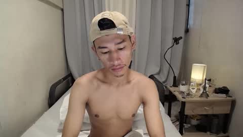 enzo online show from 12-21-25, 01:57