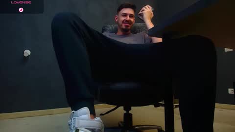 EnzoRace online show from 09-30-25, 05:01