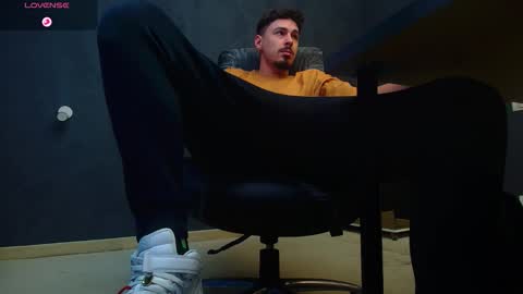 EnzoRace online show from 10-08-25, 06:22