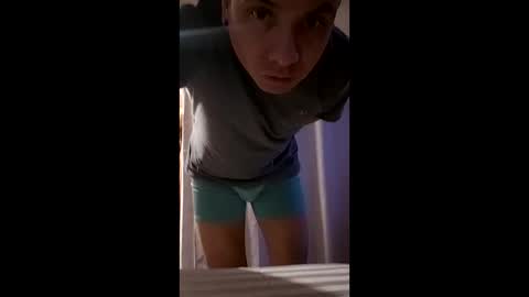 Snapshot of epg2484 chatting on 01-18-26, 11:19 epg2484 online show from 01-18-26, 11:19