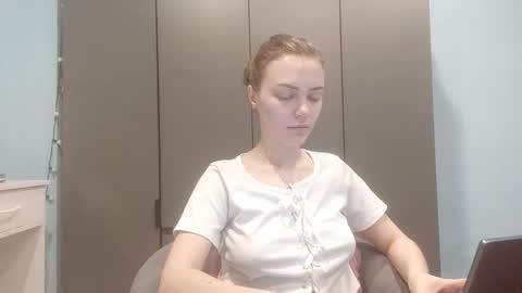 Snapshot of eracloke chatting on 02-09-26, 01:31 Lily online show from 02-09-26, 01:31