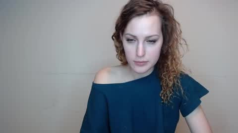 Erdbeeren mit Sahne online show from 12-10-24, 05:00