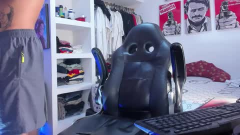 Tht BOSS Eren online show from 09-18-25, 03:19