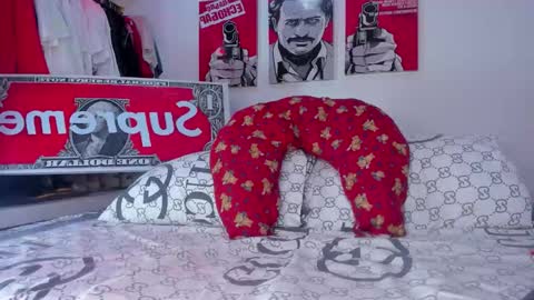 Tht BOSS Eren online show from 12-22-25, 01:57