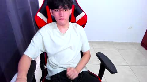 eren_tatakae online show from 01-19-25, 03:42