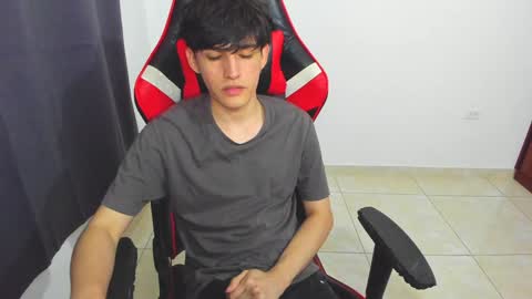 eren_tatakae online show from 02-06-25, 10:32