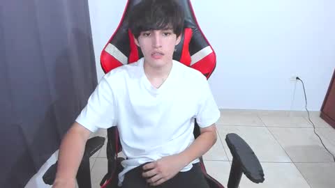 eren_tatakae online show from 10-17-25, 03:20