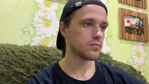 Eric online show from 10-10-25, 03:44