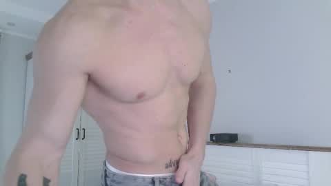 Snapshot of eric_crush chatting on 02-16-26, 03:57 Eric Crush online show from 02-16-26, 03:57