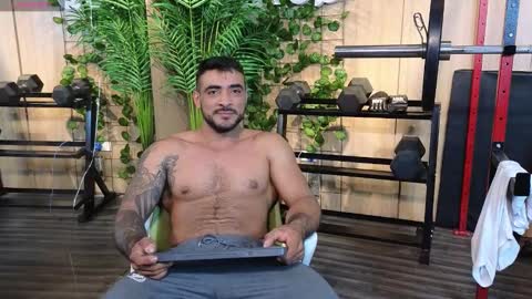 Snapshot of eric_harrison1 chatting on 12-19-24, 04:23 Brayan online show from 12-19-24, 04:23
