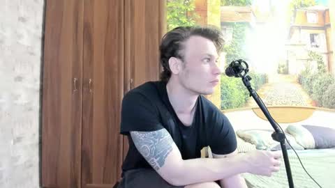 Eric online show from 10-02-25, 05:58