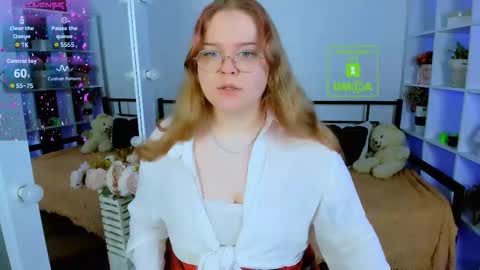 erica_love_ online show from 11-18-25, 06:51
