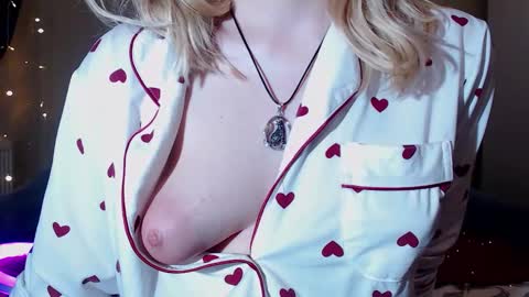 Erica online show from 12-27-24, 10:45