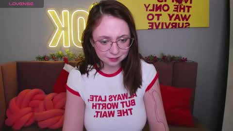 Erica 3 online show from 11-29-25, 01:30