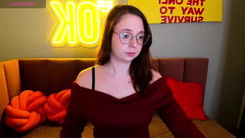 Erica 3 online show from 01-18-26, 02:04
