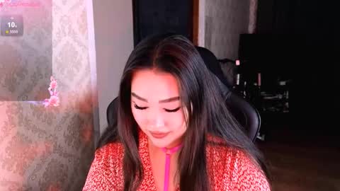 Erica Wayne online show from 12-17-25, 02:06