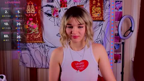 Snapshot of erica_winterr chatting on 02-25-25, 08:03 Erica Winterr online show from 02-25-25, 08:03