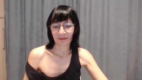ericablack8 online show from 12-22-25, 01:30