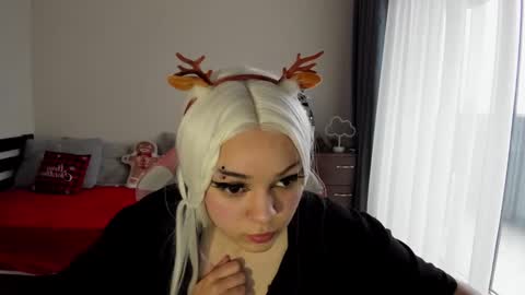 Erica online show from 12-25-24, 11:11