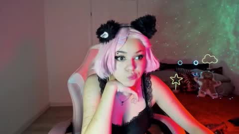 Erica online show from 01-08-25, 02:25