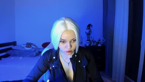 Erica online show from 01-27-25, 08:07