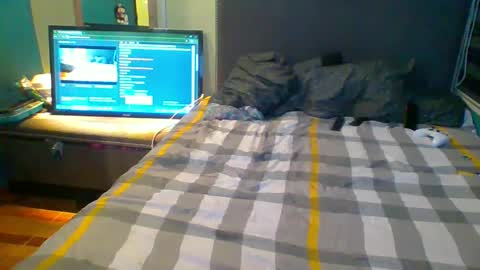 Snapshot of ericareh chatting on 09-17-25, 05:09 ericareh online show from 09-17-25, 05:09