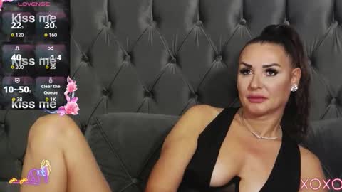 Snapshot of ericarosse chatting on 09-18-25, 08:11 Erica online show from 09-18-25, 08:11