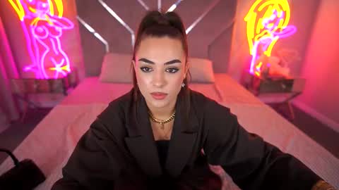 Erica online show from 09-10-25, 02:39