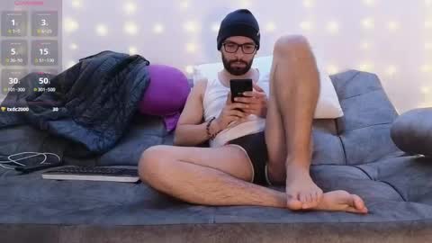 Snapshot of erick_brant chatting on 12-22-24, 02:06 ERICK online show from 12-22-24, 02:06