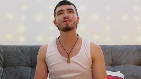 Snapshot of erick_brant chatting on 01-11-25, 02:41 ERICK online show from 01-11-25, 02:41