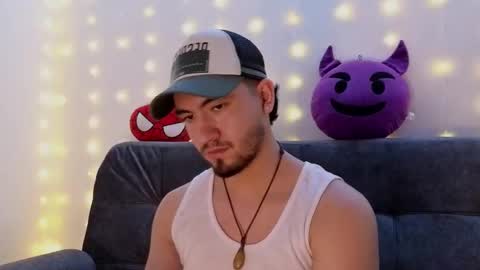 Snapshot of erick_brant chatting on 01-17-25, 06:47 ERICK online show from 01-17-25, 06:47