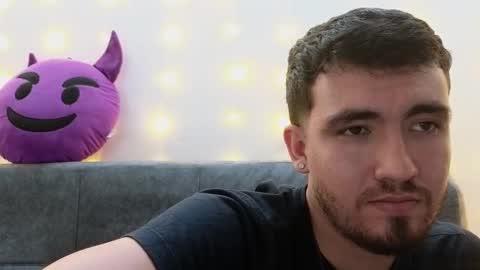 Snapshot of erick_brant chatting on 02-10-25, 11:13 ERICK online show from 02-10-25, 11:13