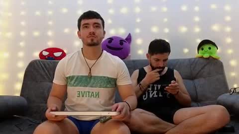 Snapshot of erick_brant chatting on 02-27-25, 02:42 ERICK online show from 02-27-25, 02:42