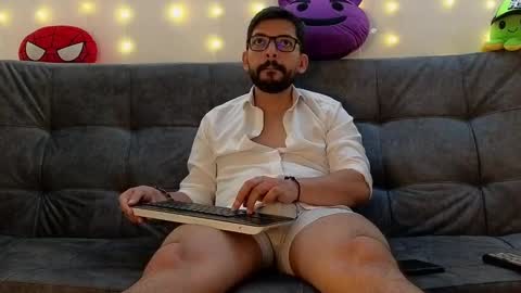 Snapshot of erick_brant chatting on 03-02-25, 10:16 ERICK online show from 03-02-25, 10:16