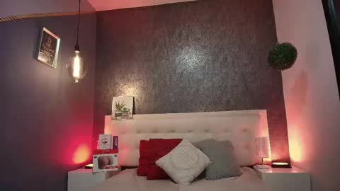 Snapshot of erick_zhimerman chatting on 03-12-25, 03:35 online show from 03-12-25, 03:35