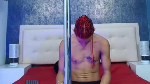 Snapshot of erick_zhimerman chatting on 10-03-25, 03:47 online show from 10-03-25, 03:47