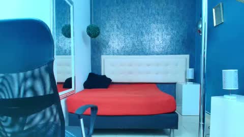 Snapshot of erick_zhimerman chatting on 10-05-25, 03:38 online show from 10-05-25, 03:38