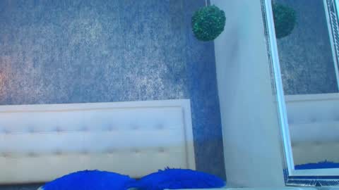 Snapshot of erick_zhimerman chatting on 10-22-25, 04:02 online show from 10-22-25, 04:02