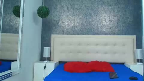 Snapshot of erick_zhimerman chatting on 11-09-25, 04:22 online show from 11-09-25, 04:22