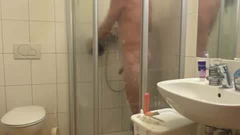 erik6980 online show from 11-09-25, 06:39