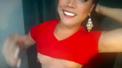 Snapshot of erika_madrigal chatting on 11-14-25, 11:02 erika_madrigal online show from 11-14-25, 11:02