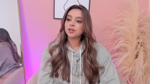 Snapshot of erika_mendez1 chatting on 02-01-25, 04:03 Erika Mendez online show from 02-01-25, 04:03