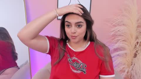 Snapshot of erika_mendez1 chatting on 02-01-25, 08:37 Erika Mendez online show from 02-01-25, 08:37