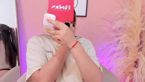 Snapshot of erika_mendez1 chatting on 02-05-25, 06:59 Erika Mendez online show from 02-05-25, 06:59