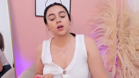 Snapshot of erika_mendez1 chatting on 02-11-25, 08:10 Erika Mendez online show from 02-11-25, 08:10