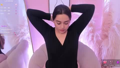 Snapshot of erika_mendez1 chatting on 09-26-25, 07:29 Erika Mendez online show from 09-26-25, 07:29