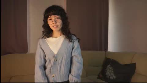 Snapshot of erikabutzlaff chatting on 10-20-25, 06:36 Tymee online show from 10-20-25, 06:36