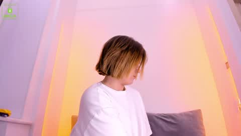 Snapshot of erikalustx chatting on 01-27-25, 04:09 Erika online show from 01-27-25, 04:09